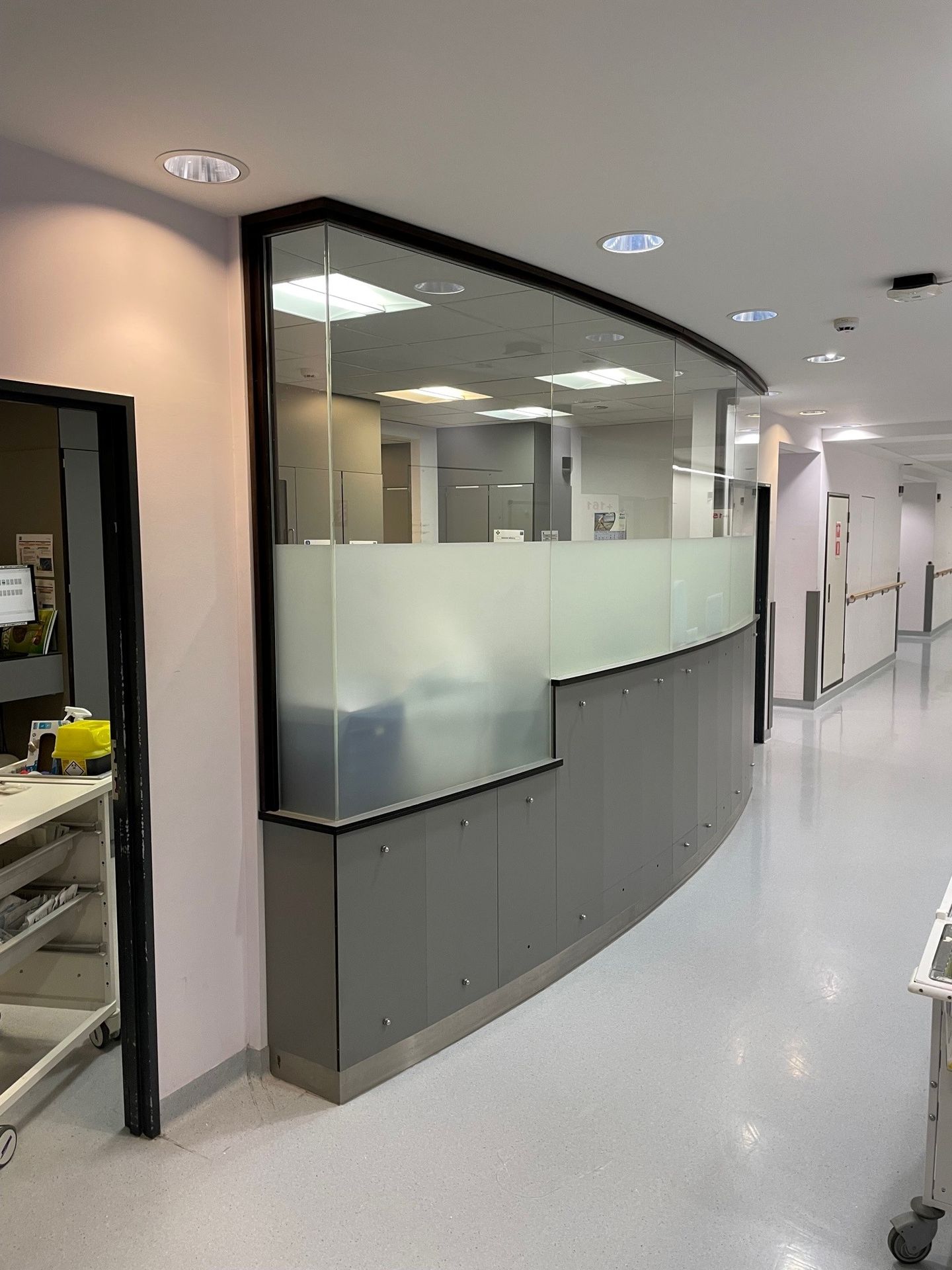 pose vitrophanie établissement de soins